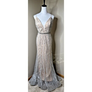 Jovani Nude Silver Beaded Plunge Evening Gown Formal Dress Size 8